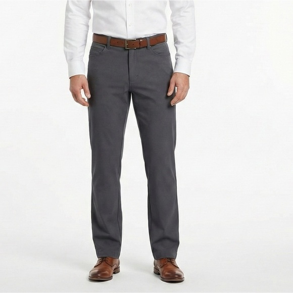 VRST Other - VRST mens athletic fit performance stretch straight leg pants W30 L32